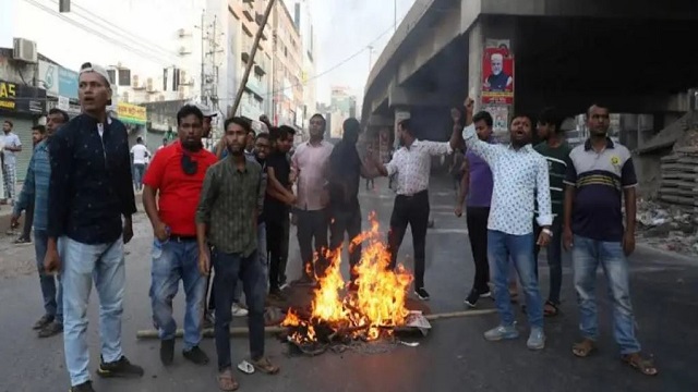 বিচ্ছিন্ন ঘটনার মধ্য দিয়ে শুরু বিএনপির দ্বিতীয় দিনের অবরোধ
