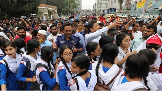 বগুড়ার সেই অতিরিক্ত জেলা জজকে প্রত্যাহার 