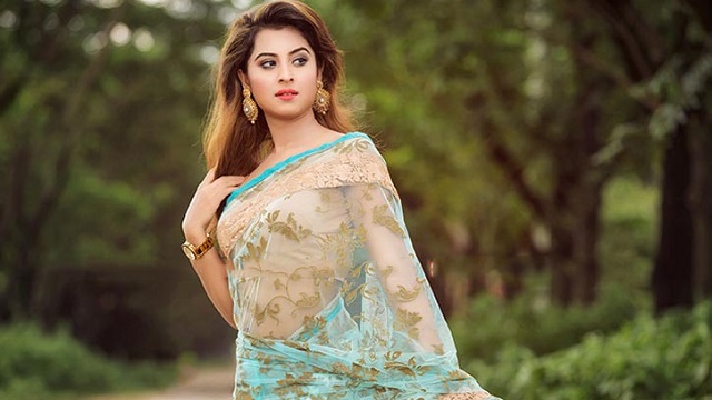 সুখবর দিলেন বুবলী