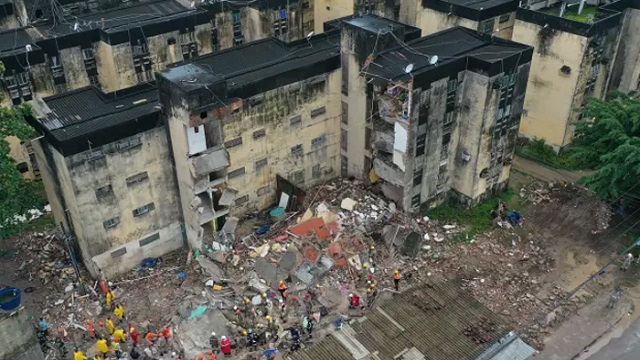 ব্রাজিলে ভবন ধসে নিহত ১৪