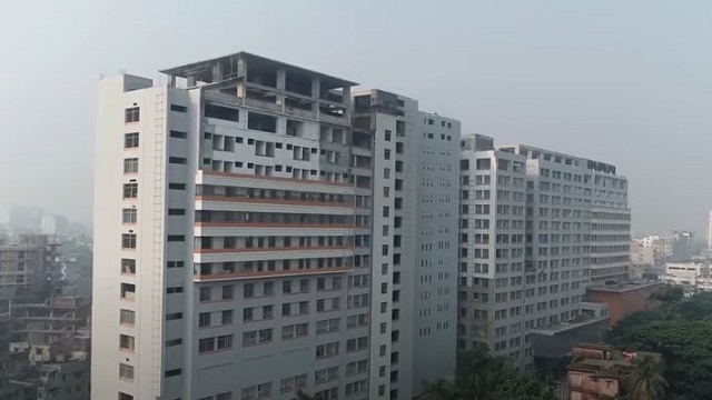 জুরাইনে বিস্ফোরণে নারী-শিশুসহ দগ্ধ ৫