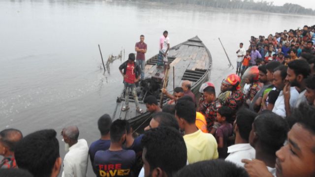 পঞ্চগড়ে নৌকাডুবির ঘটনায় মৃত বেড়ে ৪৯