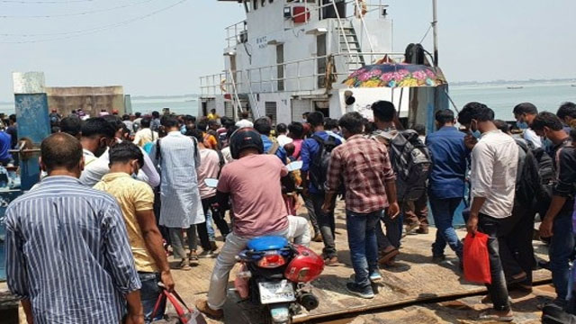 গার্মেন্টস খুলছে, দৌলতদিয়ায় ঢাকামুখী যাত্রীদের ভিড়
