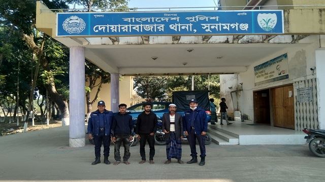 দোয়ারাবাজারে বকেয়া টাকা চাওয়ায় ব্যবসায়ীর উপর হামলা 