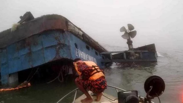 পাটুরিয়ায় ফেরিডুবি তদন্তে দুই কমিটি