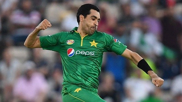 আফগানিস্তানের বোলিং কোচের দায়িত্বে উমর গুল