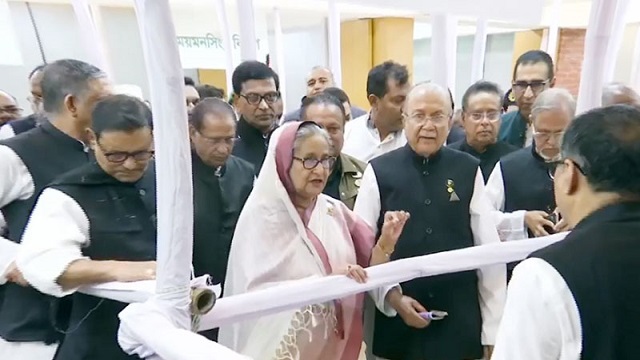 যে আসনের মনোনয়ন ফরম কিনলেন শেখ হাসিনা