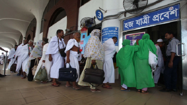 ৩৮ হাজার হজযাত্রী সৌদি পৌঁছেছেন