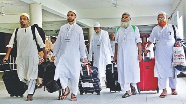 সৌদি পৌঁছেছেন সাড়ে ৯২ হাজার হজযাত্রী, মৃত্যু ২২