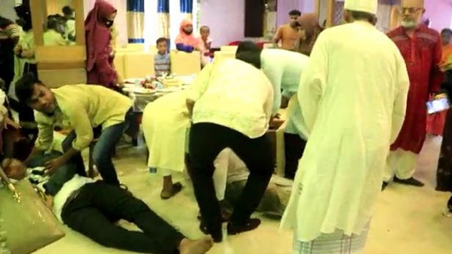 দই টক হওয়ায় বিয়ের অনুষ্ঠানে ভাঙচুর, আহত ১৫