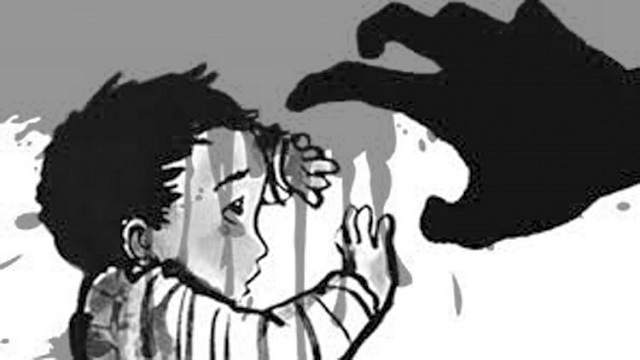 নিজ মেয়েকে হত্যার পর বাবার আত্মহত্যার চেষ্টা