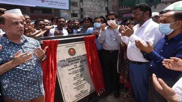 সড়ক হবে তিন রঙের, ‘লাল’ চিহ্নিত সড়কে বসবে না হকার: মেয়র তাপস