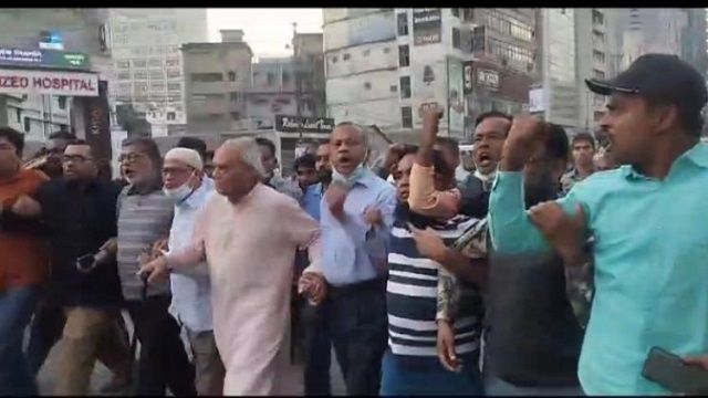 নির্দলীয় সরকার ছাড়া কোন নির্বাচন জনগণ হতে দেবে না : রিজভী
