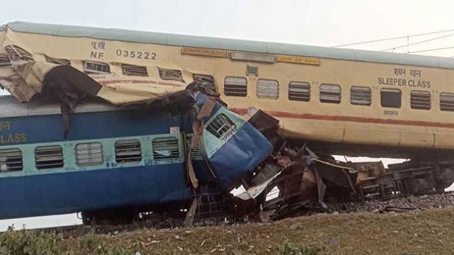 পশ্চিমবঙ্গে রেল দুর্ঘটনায় নিহত বেড়ে ৮