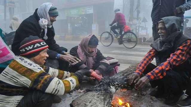 প্রবল শৈত্যপ্রবাহে উত্তরপ্রদেশে ৯৮জনের মৃত্যু
