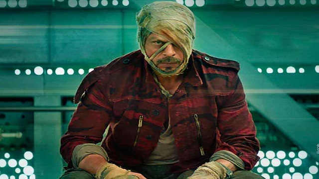 সাফল্যের শিখরে থেকেও কেন হোঁচট খেলেন শাহরুখ?