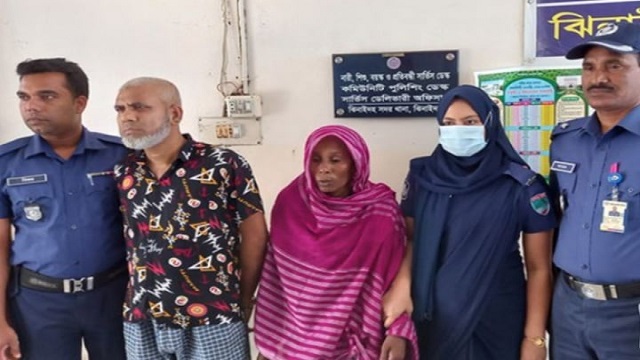গৃহবধূকে পুড়িয়ে হত্যা, গ্রেপ্তার মৃত্যুদণ্ডপ্রাপ্ত পলাতক স্বামী-সতীন