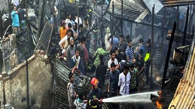কাপ্তান বাজারে লাগা আগুন নিয়ন্ত্রণে