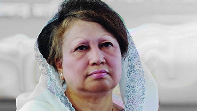 হঠাৎ মধ্যরাতে সিসিইউতে কেন নেওয়া হলো বিএনপি চেয়ারপারসনকে, ডাক্তার কী বলছেন?