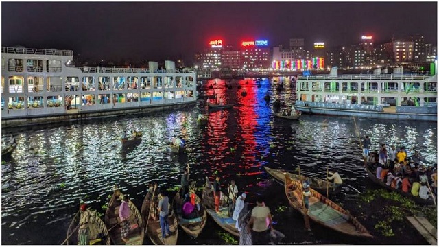 ঈদযাত্রায় লঞ্চের আগাম টিকিট বিক্রি শুরু
