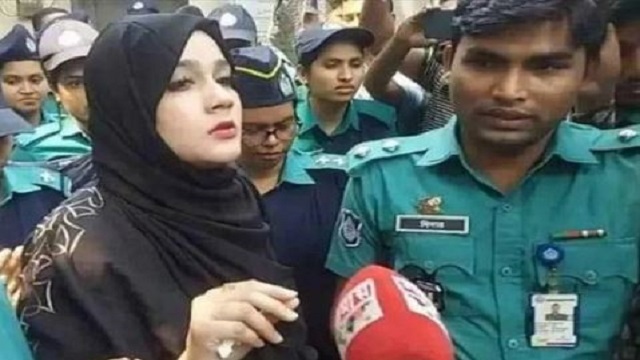 আদালত চত্বরে কি বললেন চিত্রনায়িকা মাহিয়া মাহি, জেনে নিন