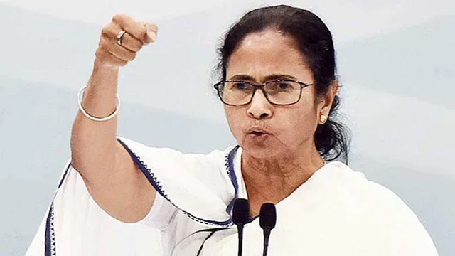 ভিভিআইপি গাড়ির জন্য যান চলাচল নিয়ন্ত্রণ বরদাস্ত নয়: মমতা বন্দ্যোপাধ্যায়