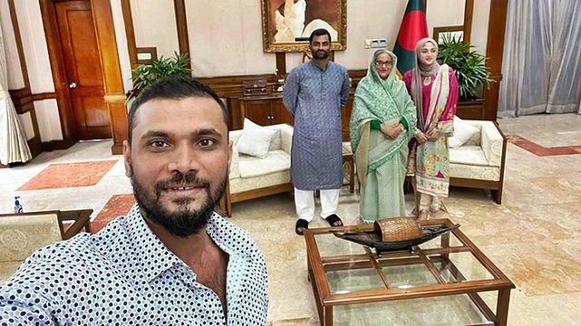 মাশরাফীকে নিয়ে প্রধানমন্ত্রীর কাছে যে আবদার করলেন তামিম