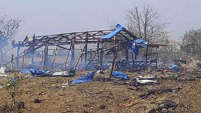 সেনাবাহিনীর বিমান হামলায় মিয়ানমারে নিহত বেড়ে ১৩৩