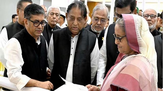 আওয়ামী লীগের দলীয় মনোনয়ন প্রকাশ 