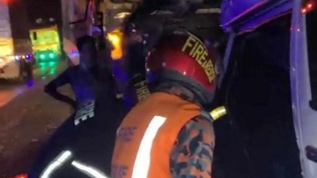 নরসিংদীতে ট্রাক-মাইক্রোবাস মুখোমুখি সংঘর্ষ, নিহত ৭