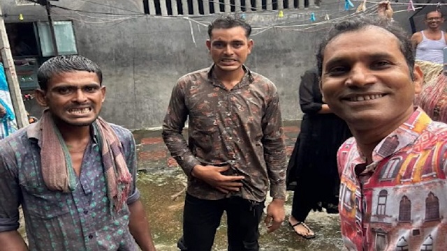 চোরের সঙ্গে সেলফি, জামাই আদরের ভিডিও ভাইরাল