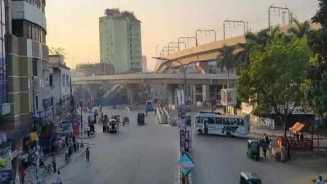 বিএনপির ডাকা সকাল-সন্ধ্যা হরতাল চলছে