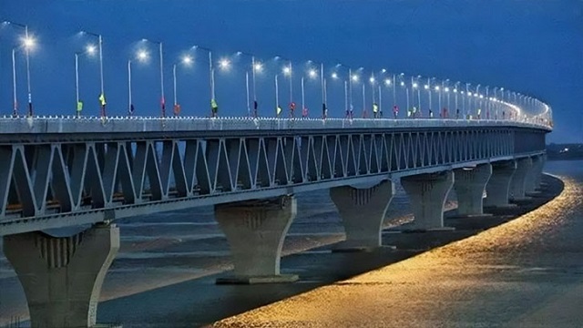 স্বপ্নের পদ্মা সেতুতে এক হাজার কোটি টাকা টোল আদায়ের মাইলফলক অর্জন...