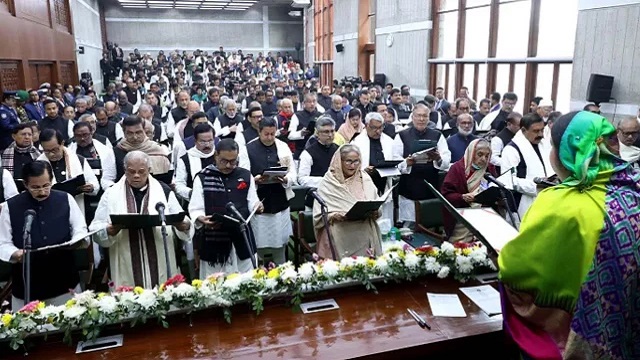 নতুন এমপিদের ৬৭ শতাংশ ব্যবসায়ী, ৯০ শতাংশ কোটিপতি: সুজন