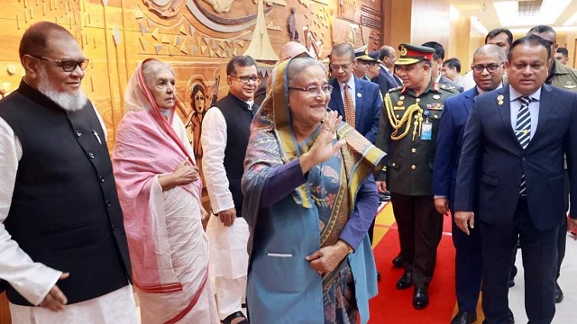 ‘ফুড সিস্টেম’ সম্মেলনে যোগ দিতে ইতালির পথে প্রধানমন্ত্রী