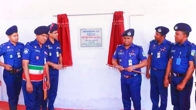 ময়মনসিংহে থানায় চালু হলো ব্যতিক্রমী বুক কর্নার