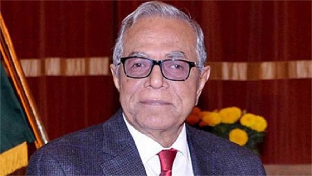 দেশে ফিরলেন রাষ্ট্রপতি