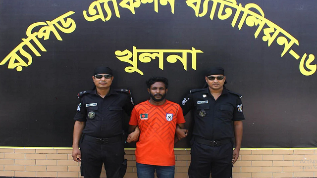 কিশোরীকে গণধর্ষণে মূলহোতা নড়াইলে গ্রেফতার