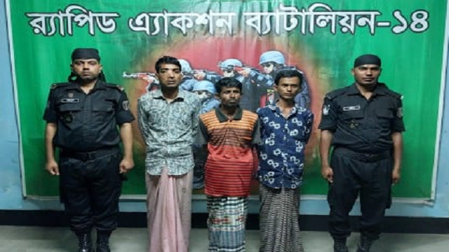 অষ্টগ্রামে ইয়াবাসহ গ্রেফতার ৩