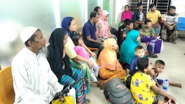 মালয়েশিয়া যাওয়ার পথে টেকনাফে দালালসহ ১৯ রোহিঙ্গা আটক