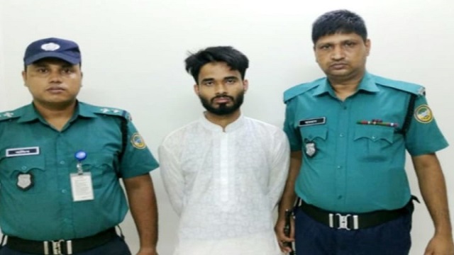 বরিশালে পাসপোর্ট করতে গিয়ে রোহিঙ্গা যুবক আটক