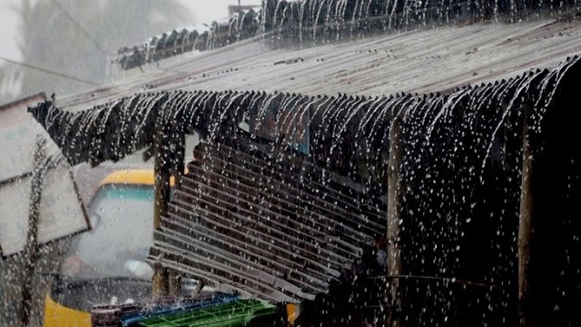 দেশের বিভিন্ন অঞ্চলে ঝোড়ো হাওয়াসহ বৃষ্টির আভাস