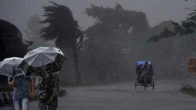 ১৮ জেলায় ঝড়-বৃষ্টির আভাস, নদীবন্দরে ২ নম্বর সতর্কতা
