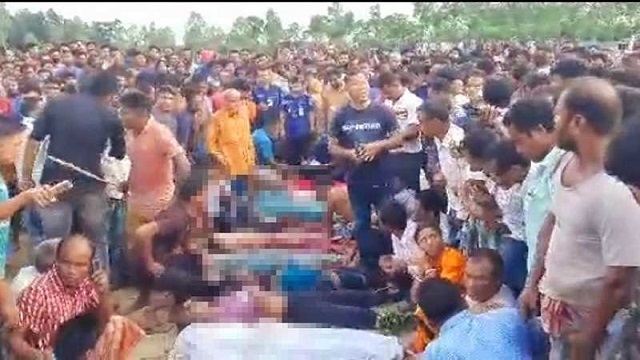 রংপুরের পীরগঞ্জে বজ্রপাতে ৫ শ্রমিকের মৃত্যু, পরিবারে শোকের মাতম