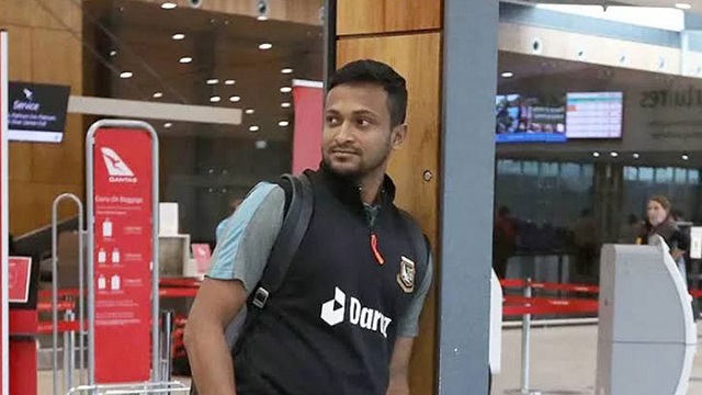 ইংল্যান্ডে দলের সঙ্গে যোগ দিয়েছেন সাকিব