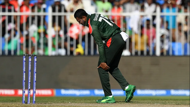 বিশ্বকাপ শুরুর আগেই সাকিবকে নিয়ে দুঃসংবাদ