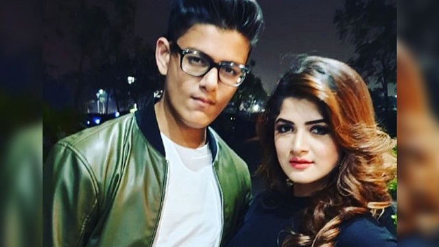 মাঝরাতে কেন ছেলেকে নিয়ে থানায় শ্রাবন্তী?