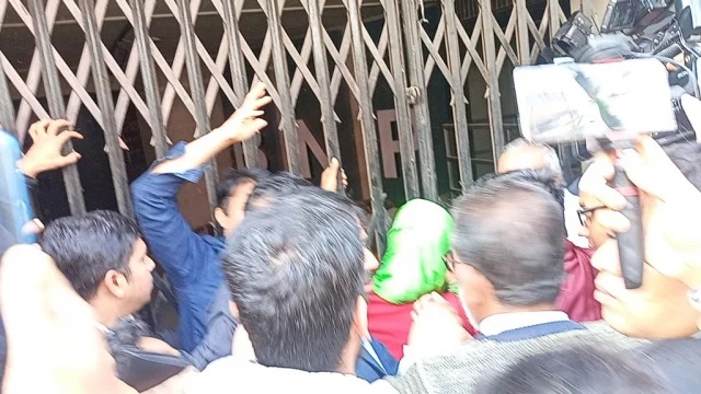  অবশেষে বিএনপি কেন্দ্রীয় কার্যালয়ের তালা খুলল