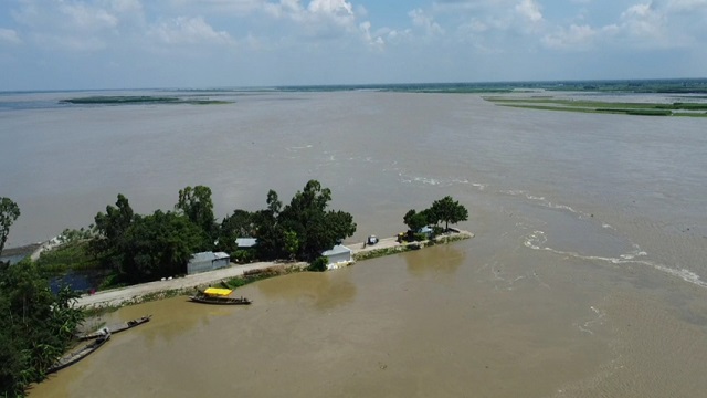 তিস্তার পানি বিপৎসীমার ওপর, হাজারো মানুষ পানি
