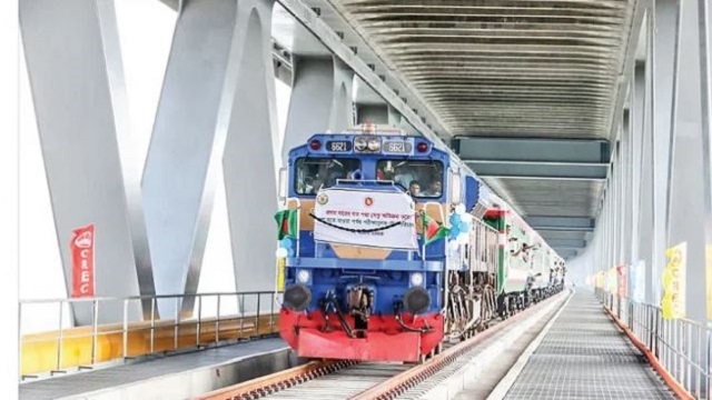 পদ্মা সেতু হয়ে আজ চলবে যাত্রীবাহী ট্রেন